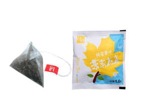 Pyramid tea bag packing 